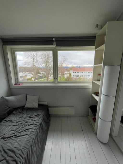 Appartement Til Leie I Sommer, Naerhet Til Og Sentrum *