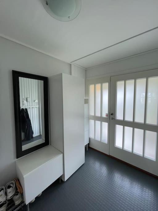Appartement Til Leie I Sommer, Naerhet Til Og Sentrum