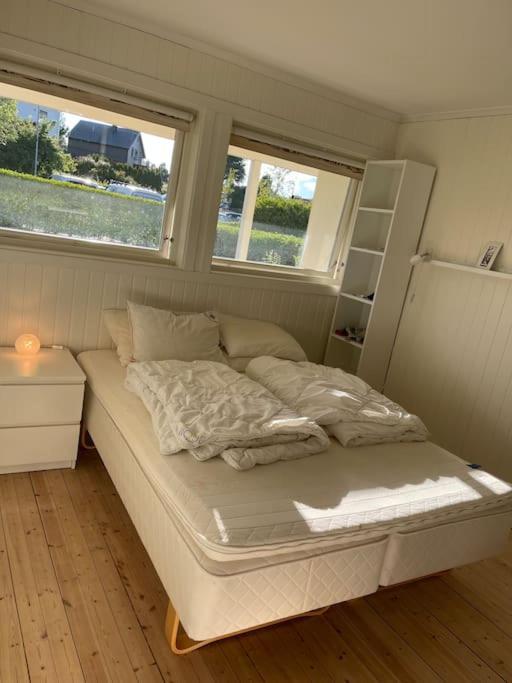 Appartement Til Leie I Sommer, Naerhet Til Og Sentrum *